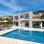Kefalonia Escape Vlachata
